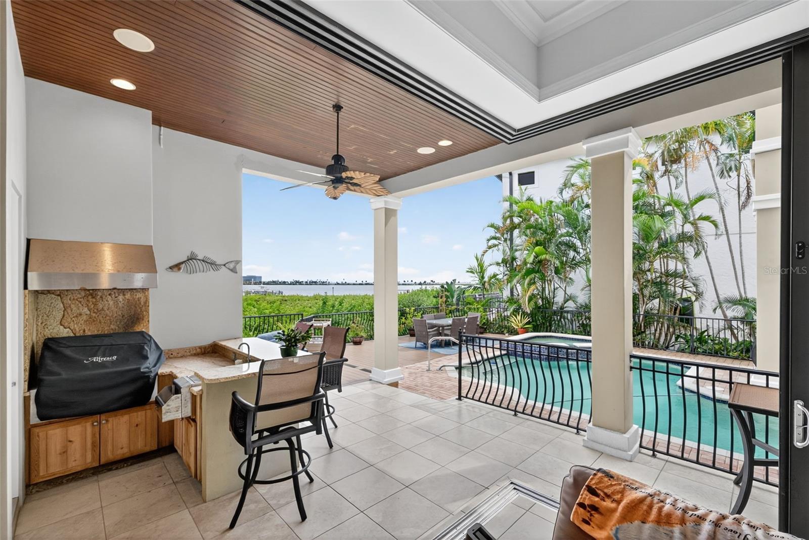THE RESERVE OF OLD TAMPA BAY - Residential