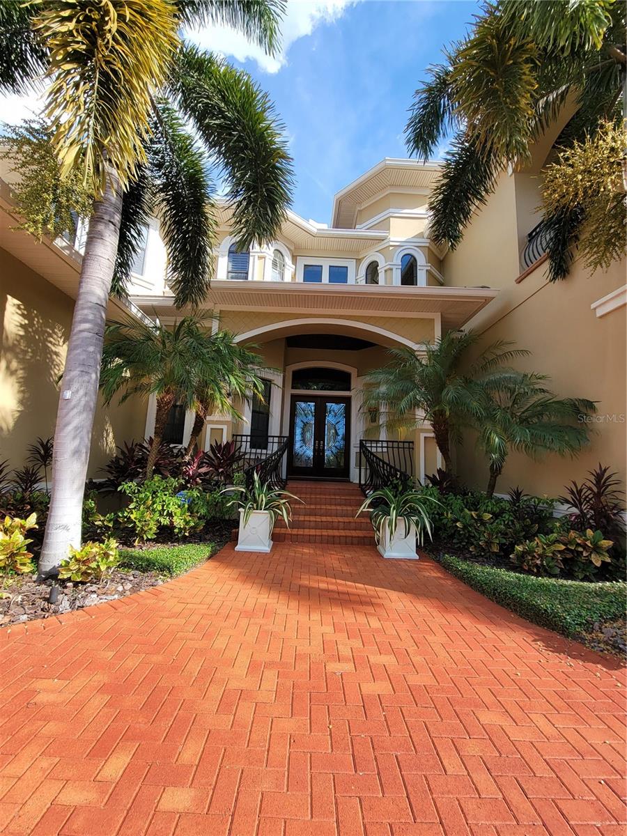 4125 CAUSEWAY VISTA DRIVE