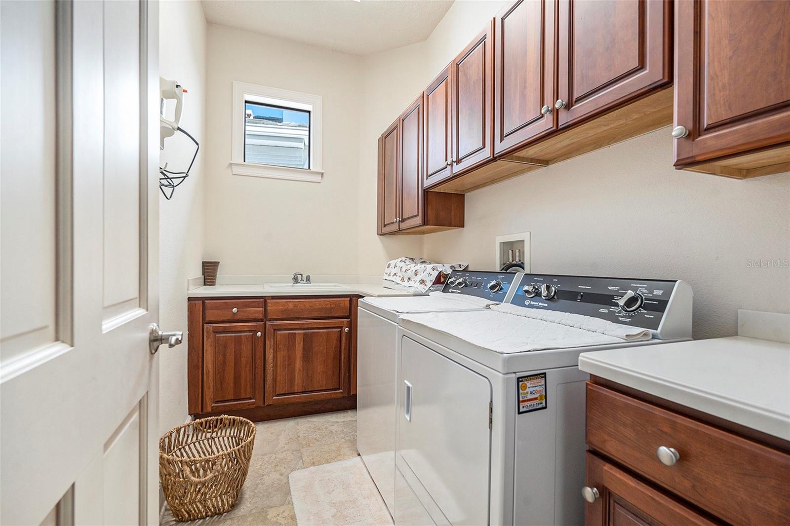 THE RESERVE OF OLD TAMPA BAY - Residential