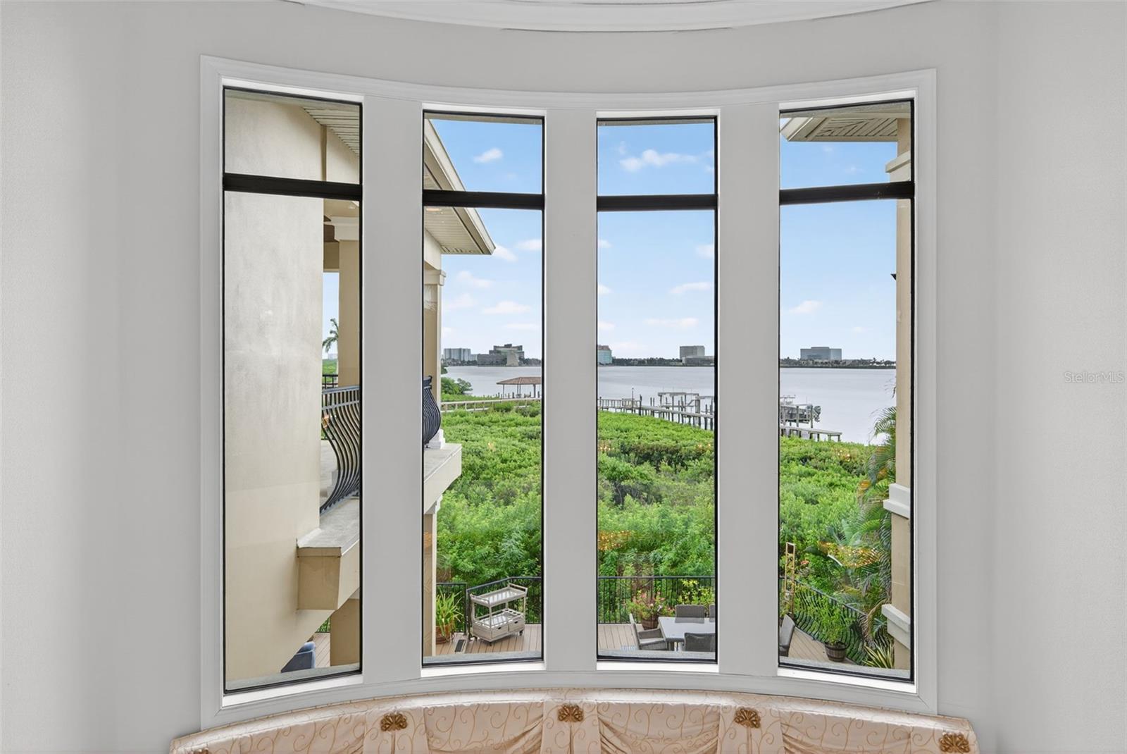 THE RESERVE OF OLD TAMPA BAY - Residential