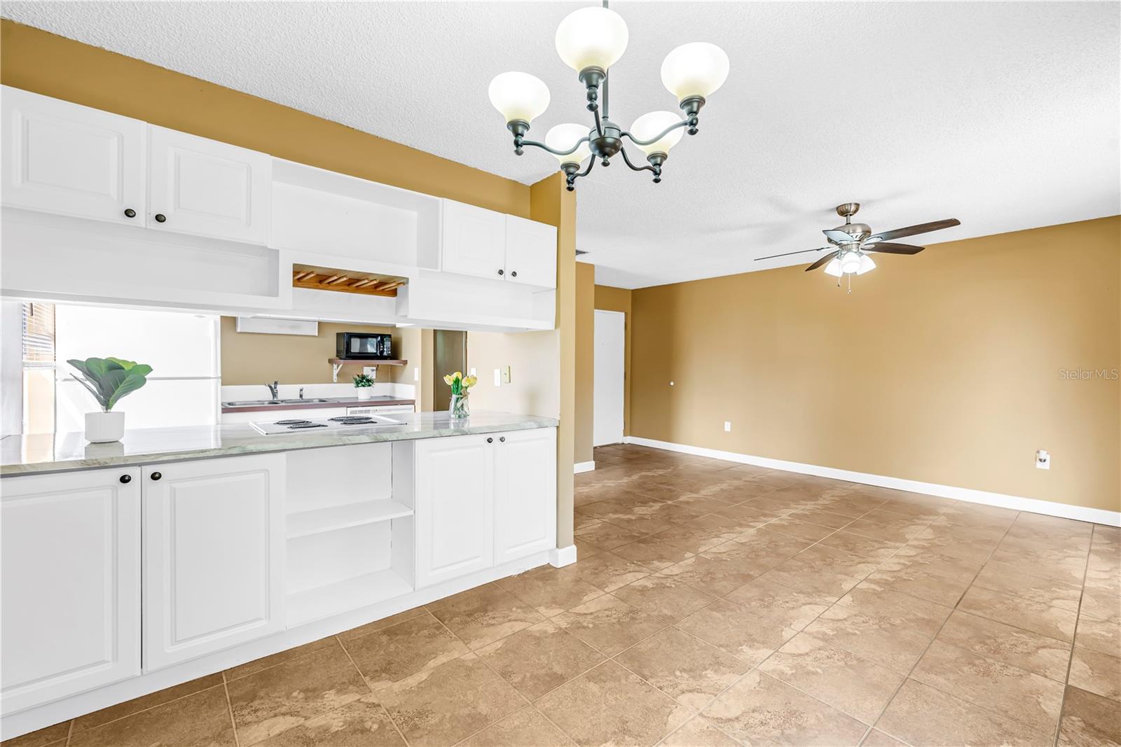 WILLIAMSBURG CONDO - Residential