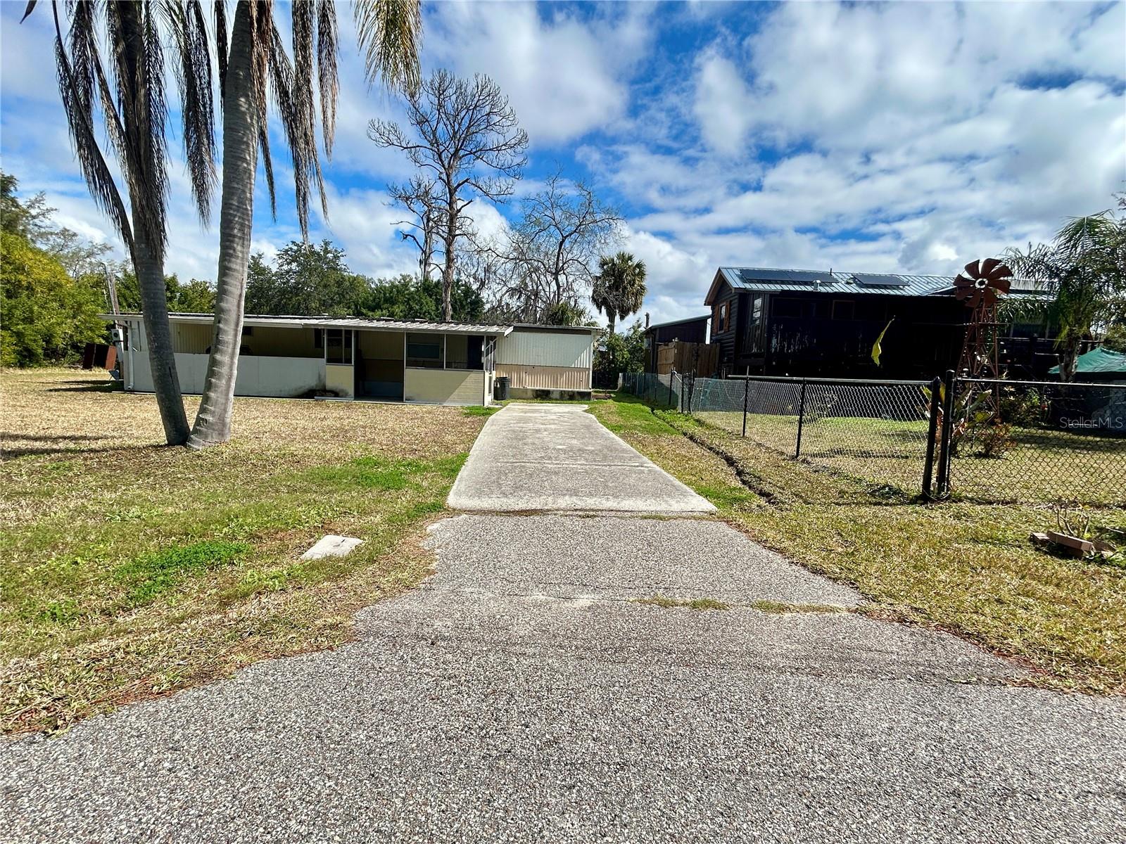 COUNTRY ACRES SUB - Land