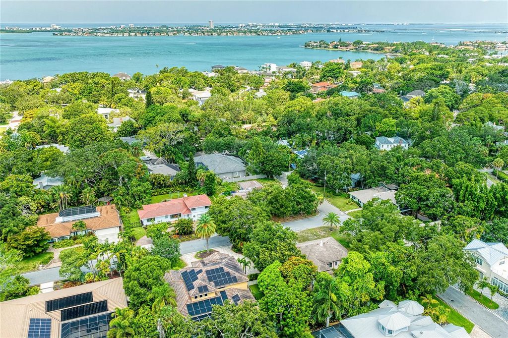 Photo of 2504 Mulberry Terrace, Sarasota, FL 34239 (MLS # A4655890)