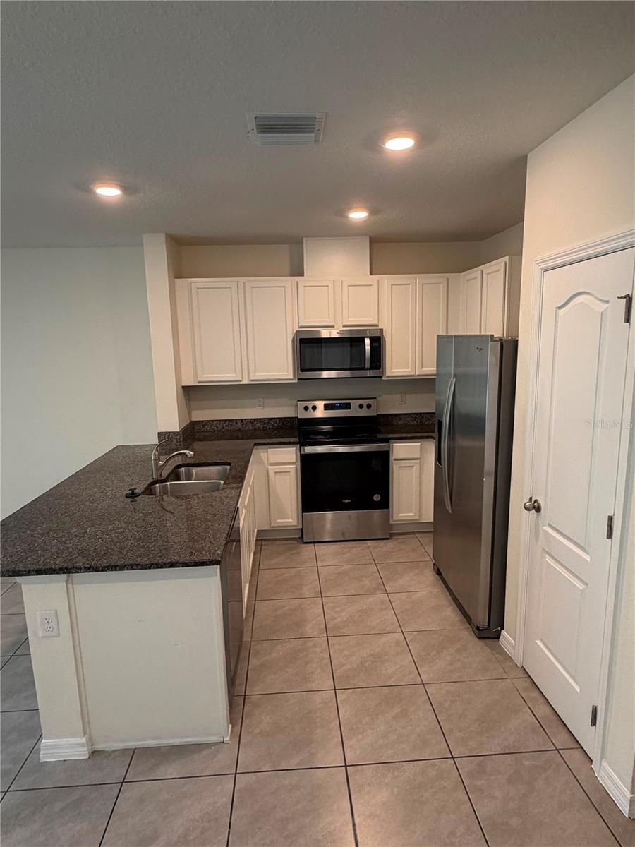 Photo of 1512 Lumber Avenue, Davenport, FL 33837 (MLS # O6435029)