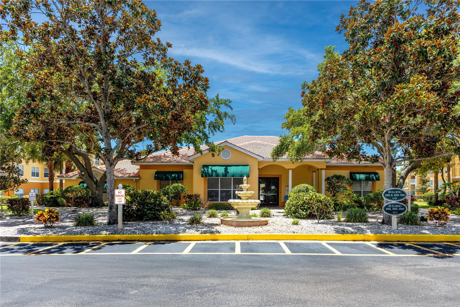 BEACHWAY CONDOS - Residential