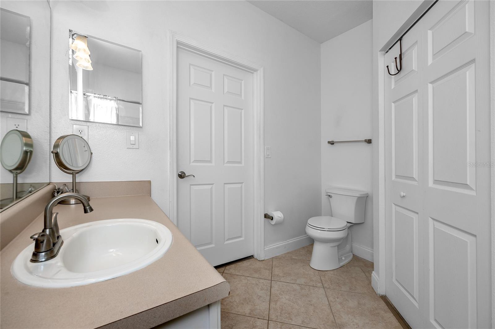 BEACHWAY CONDOS - Residential