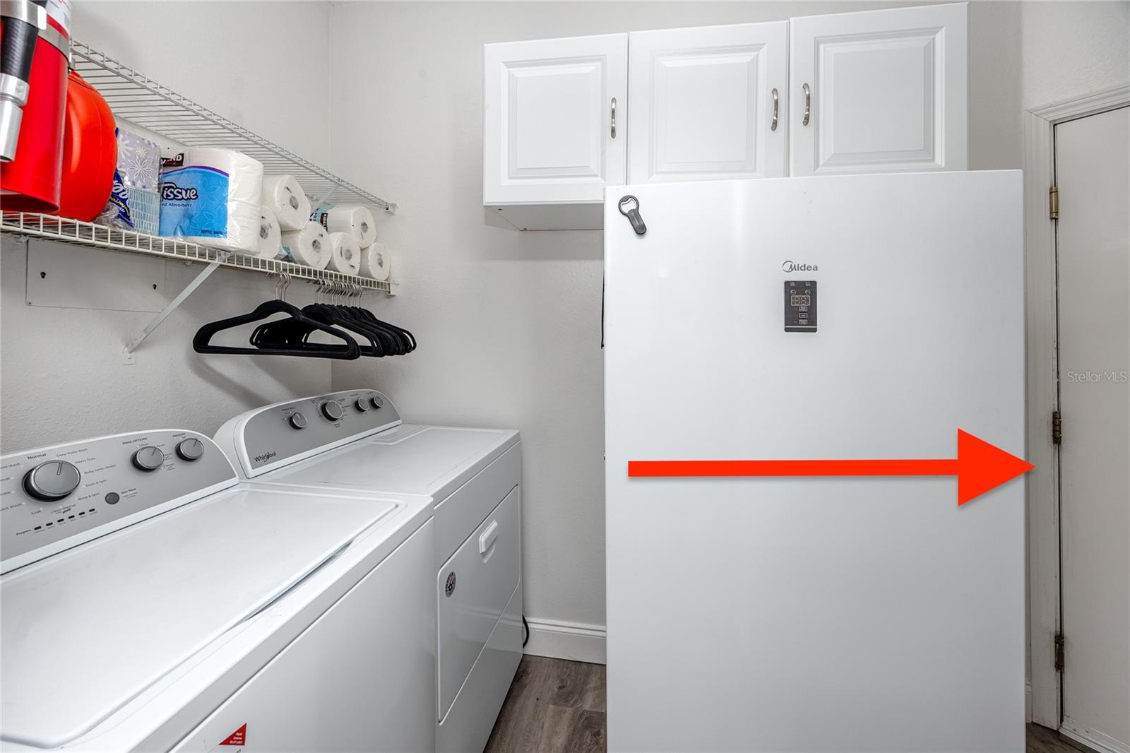 BEACHWAY CONDOS - Residential