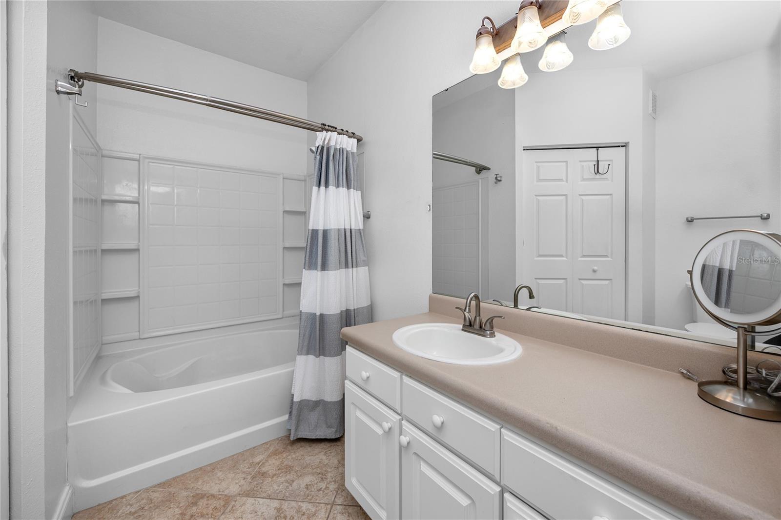 BEACHWAY CONDOS - Residential