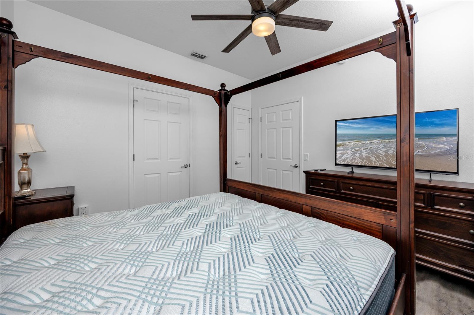 BEACHWAY CONDOS - Residential