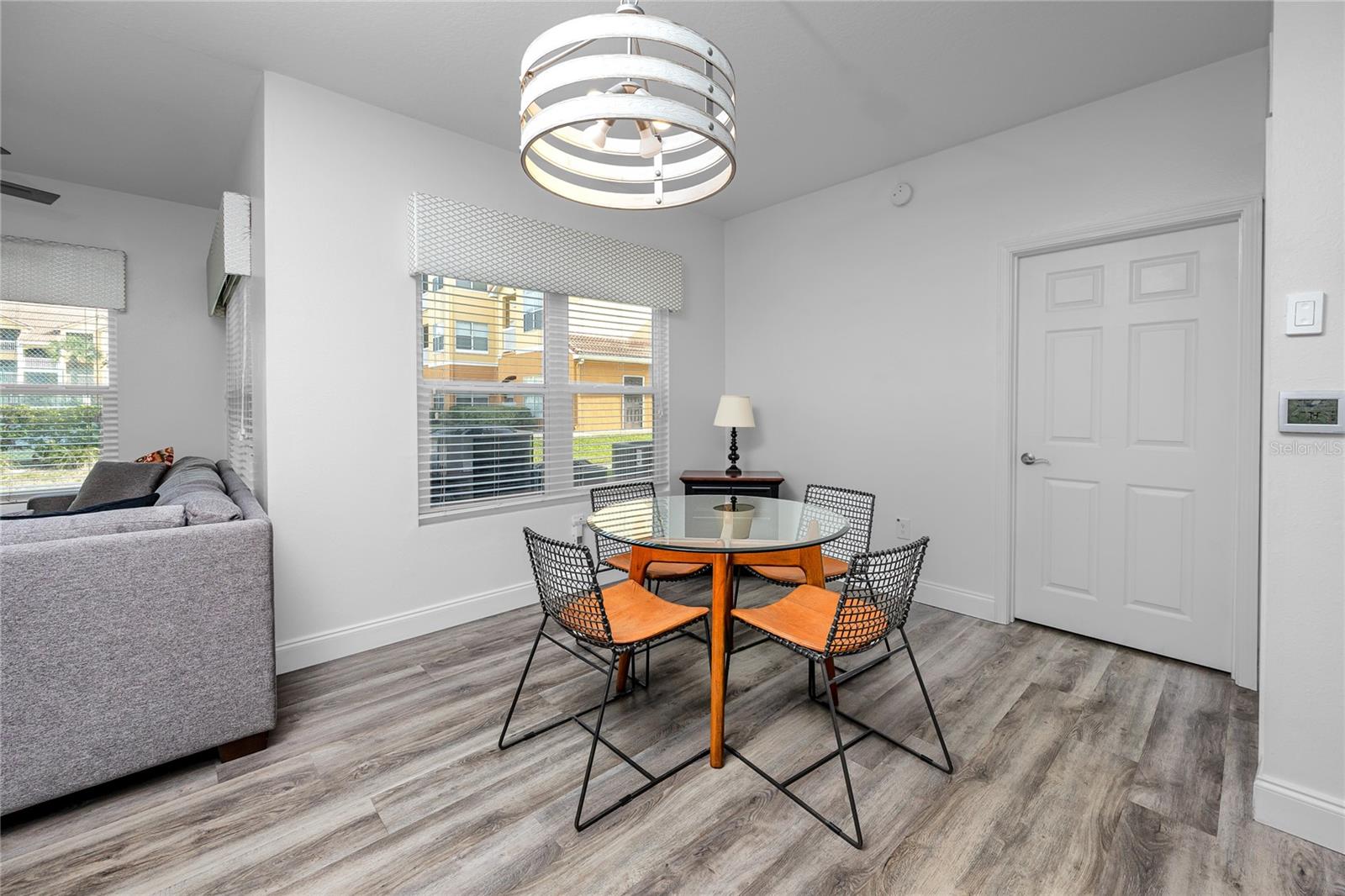 BEACHWAY CONDOS - Residential