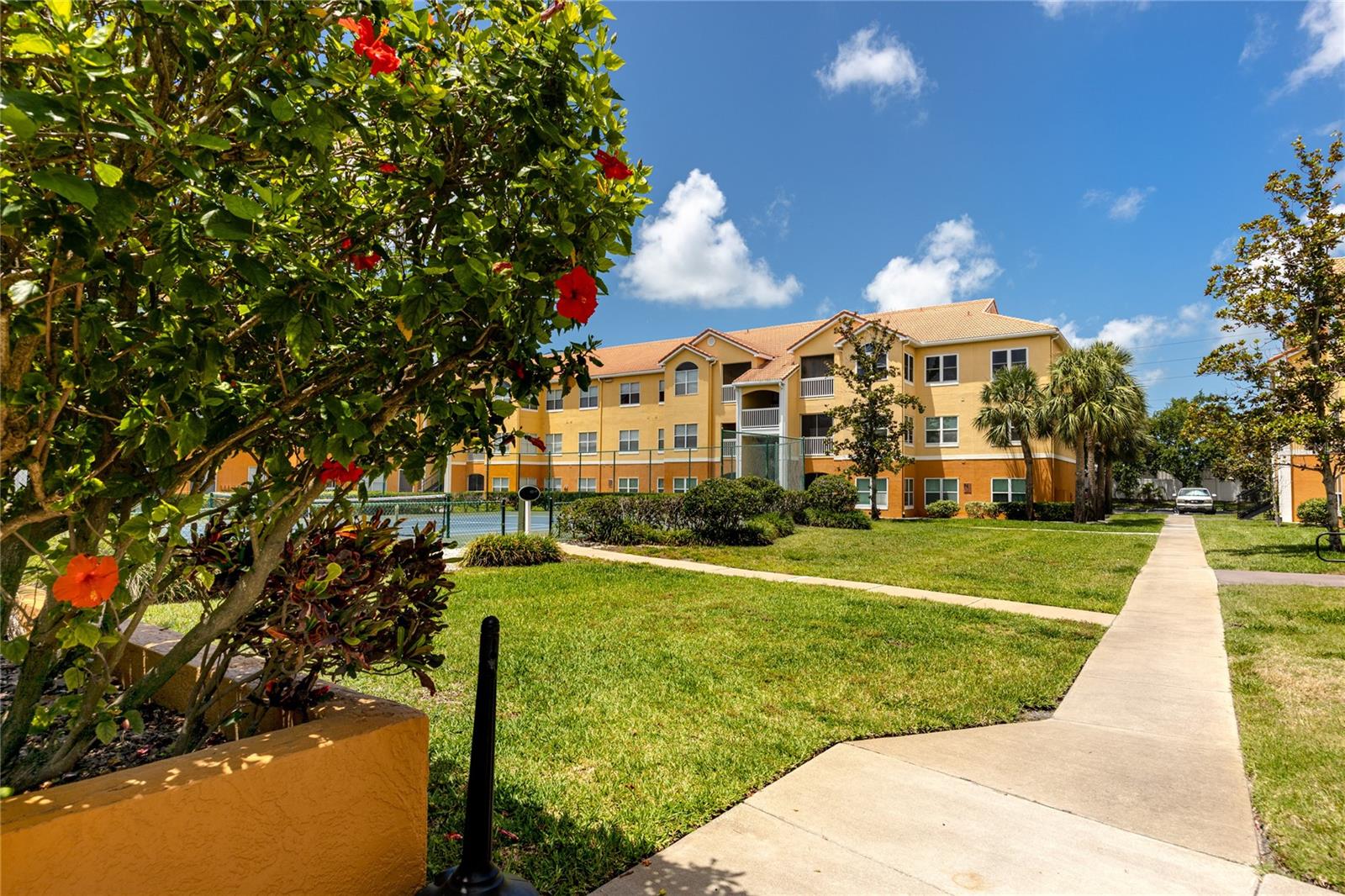 BEACHWAY CONDOS - Residential