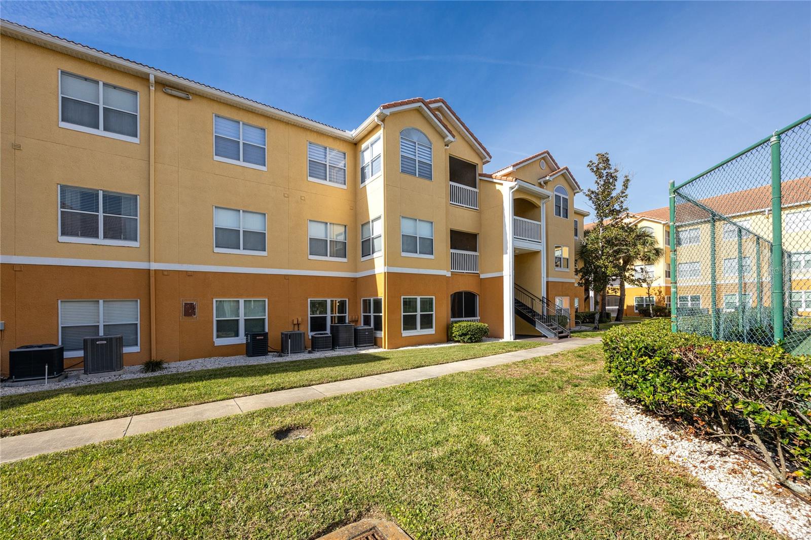 BEACHWAY CONDOS - Residential