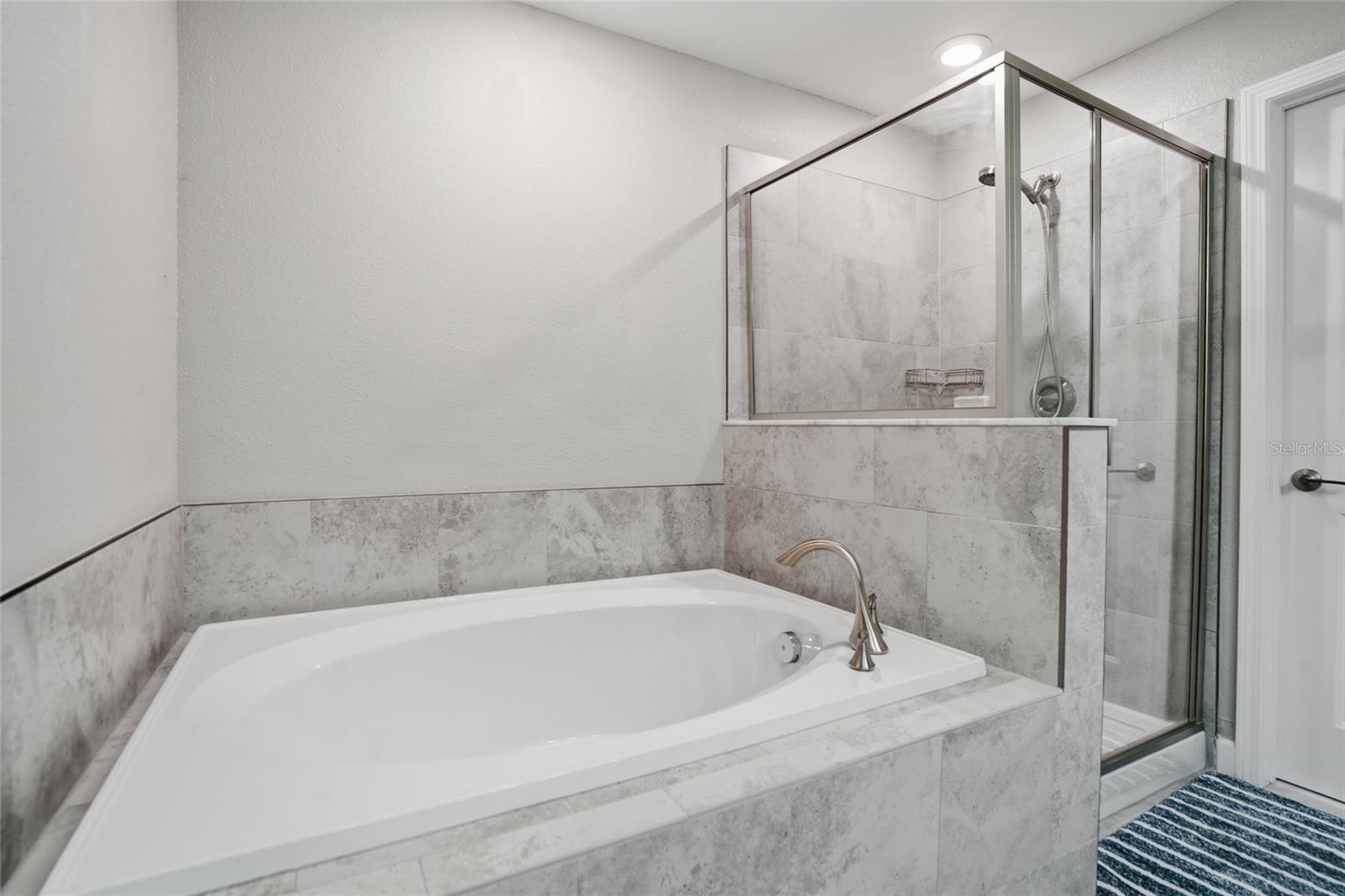 ARBORS/WIREGRASS RANCH - Residential