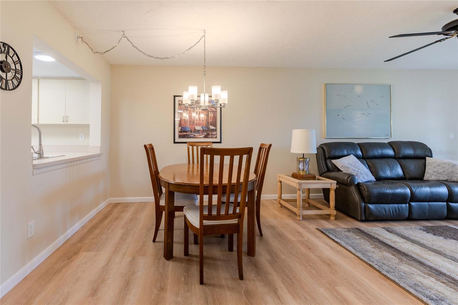 CHARTWELL GREEN - Residential