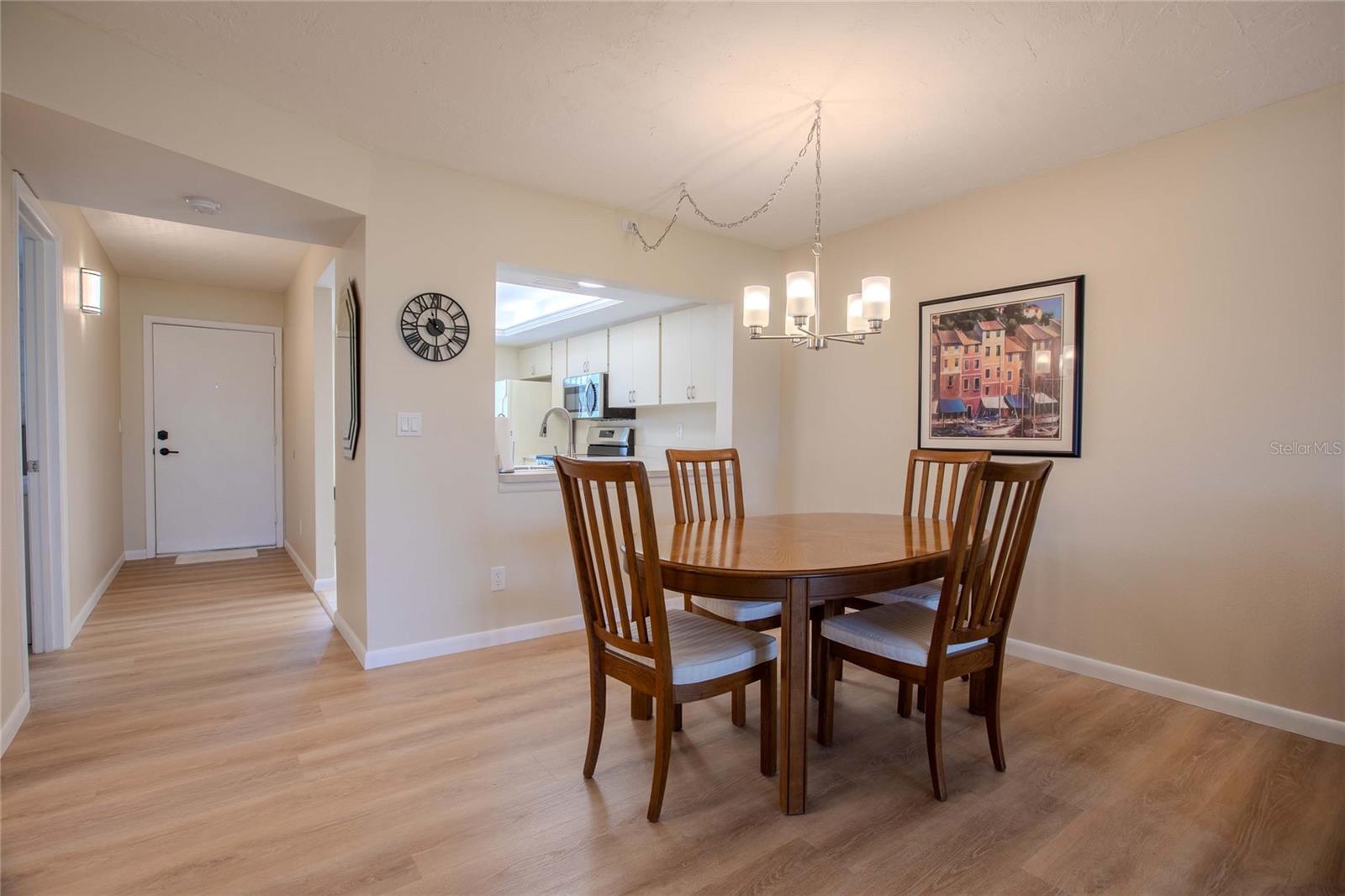 CHARTWELL GREEN - Residential