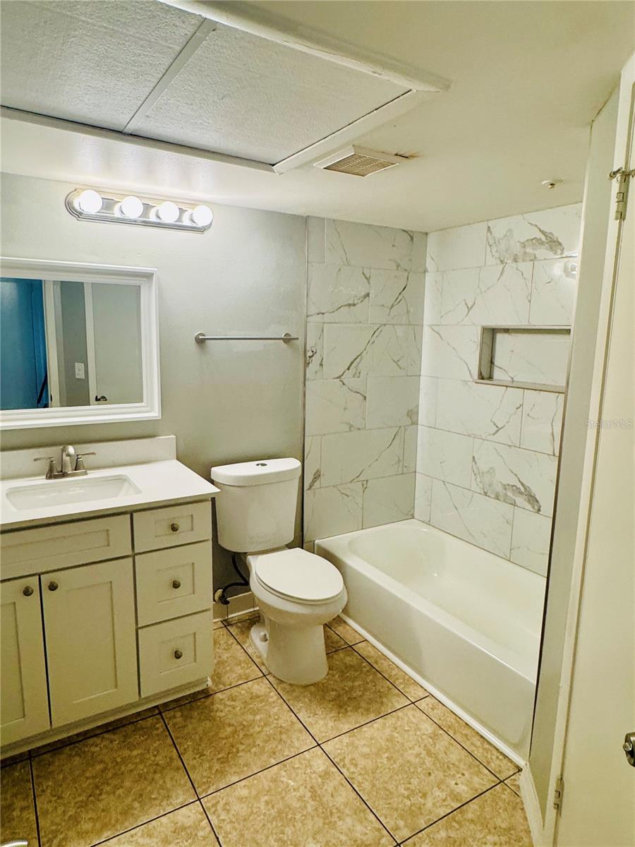 LAKEWOOD PARK A CONDO - Residential Lease