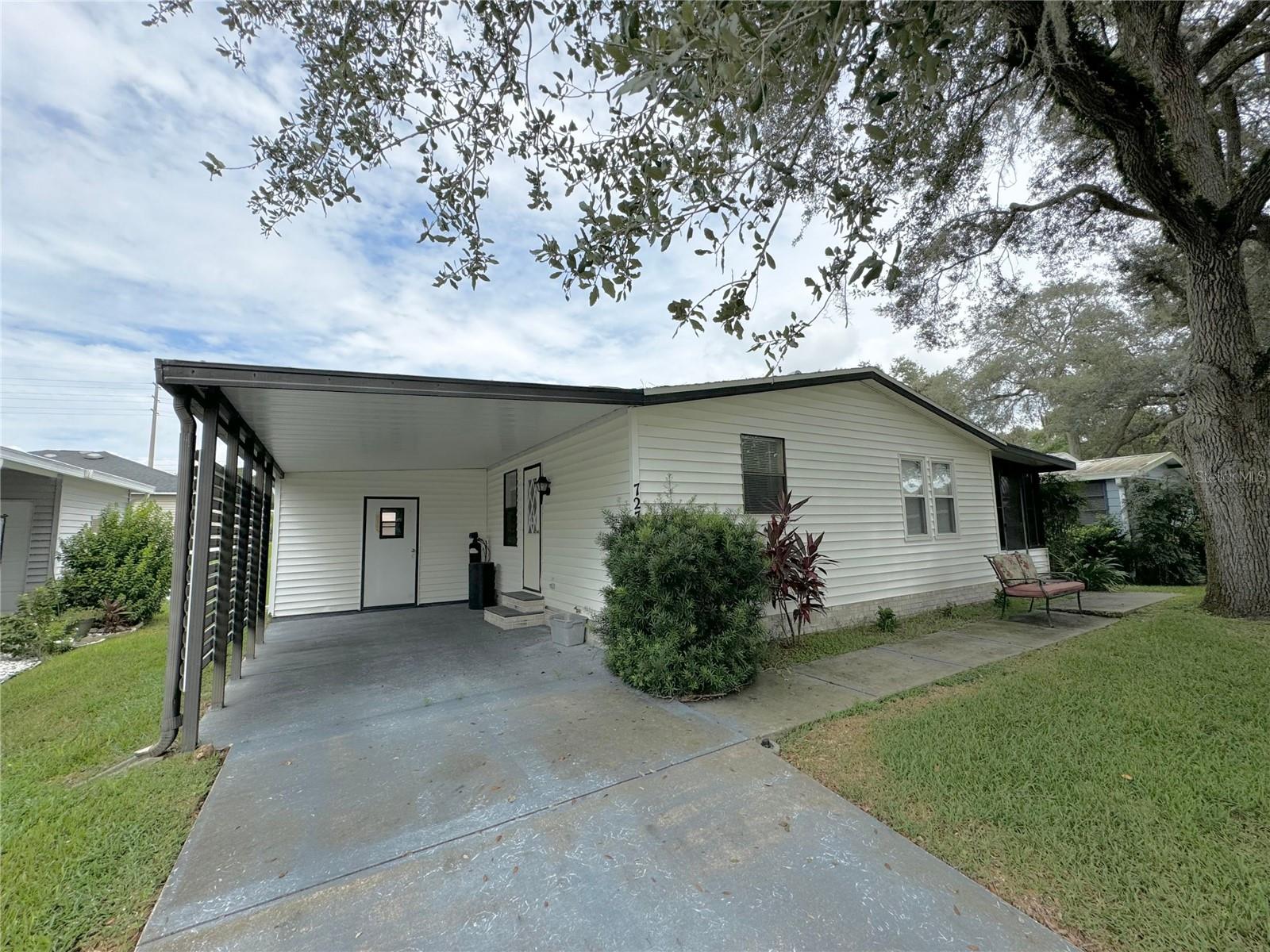 Photo 1 of 27 of 727 CAMELIA COURT mobile home