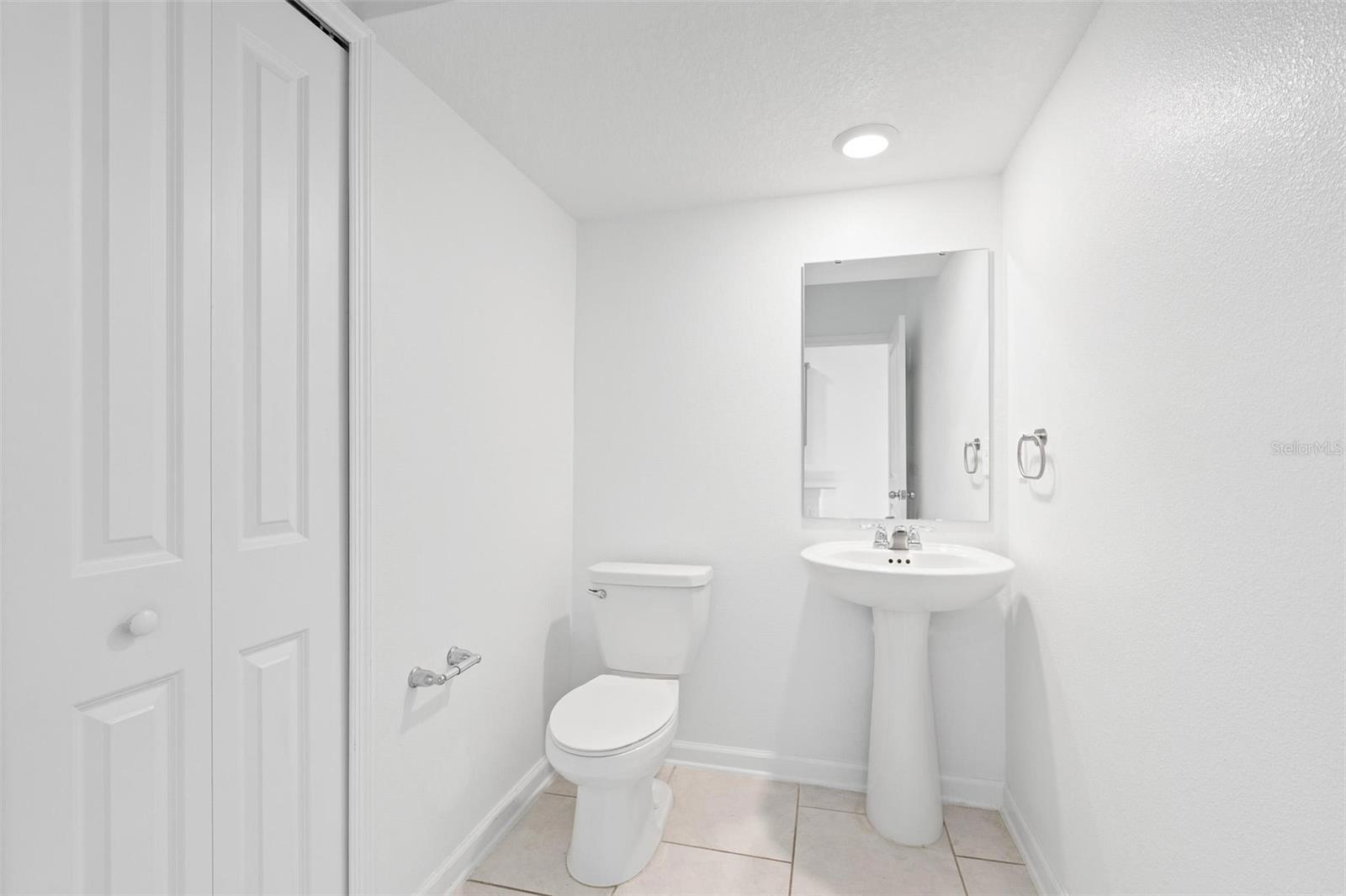 LAKE WILSON RESERVE - Residential Lease