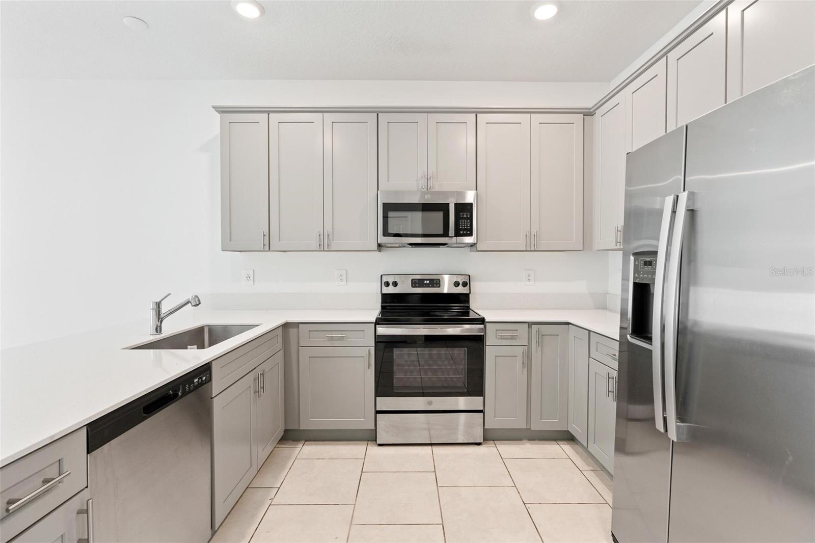 LAKE WILSON RESERVE - Residential Lease