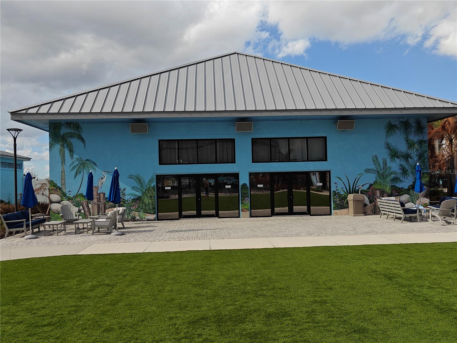 SUNSET WALK HOTEL CONDO PH 1 - Residential