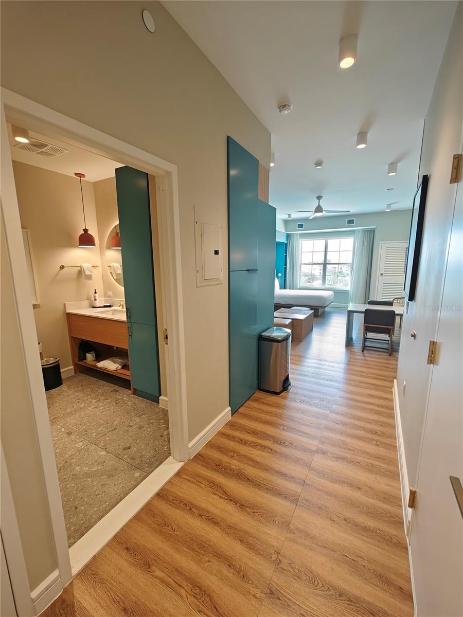 SUNSET WALK HOTEL CONDO PH 1 - Residential