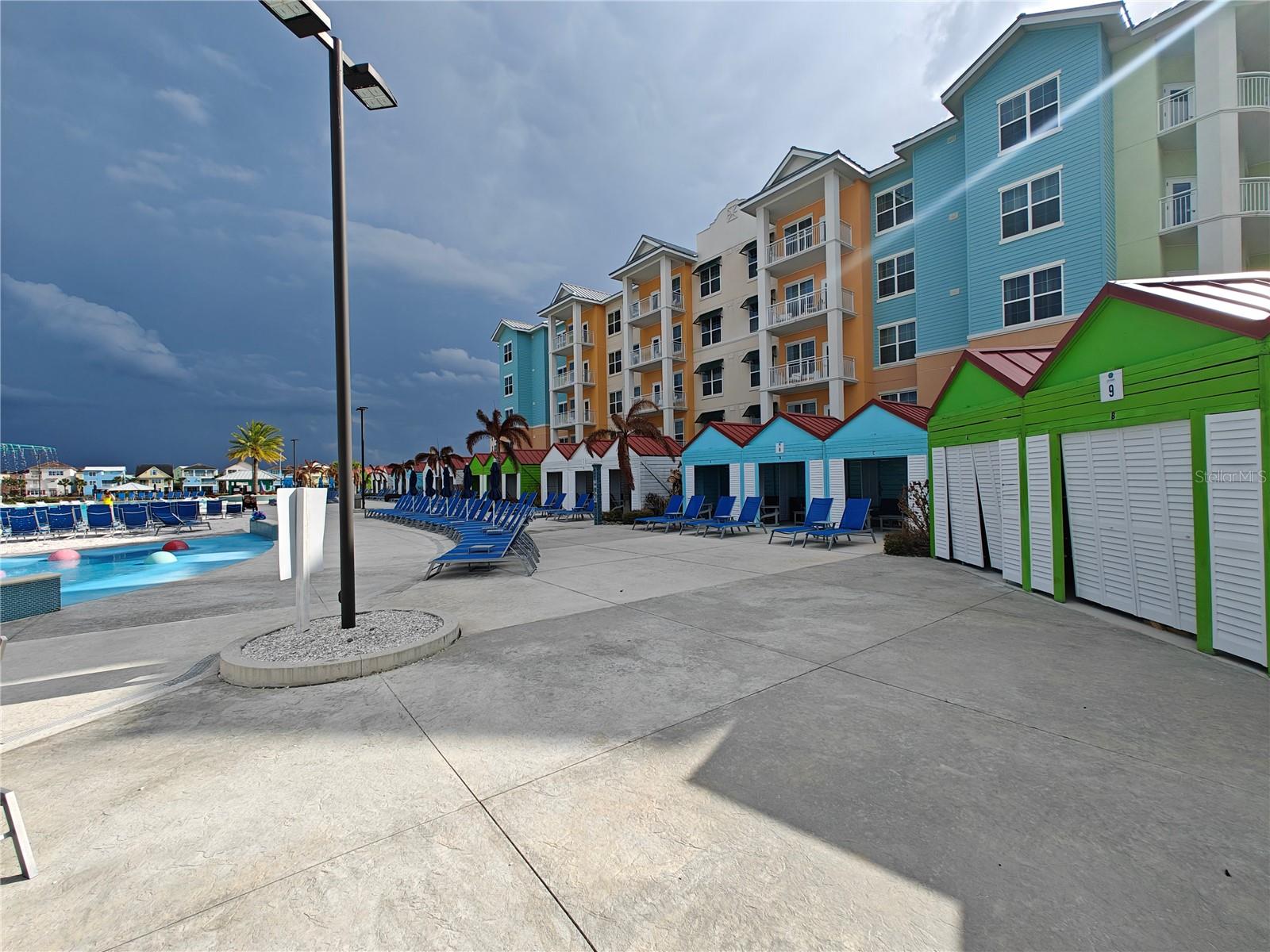 SUNSET WALK HOTEL CONDO PH 1 - Residential