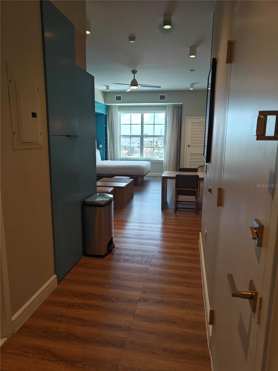 SUNSET WALK HOTEL CONDO PH 1 - Residential