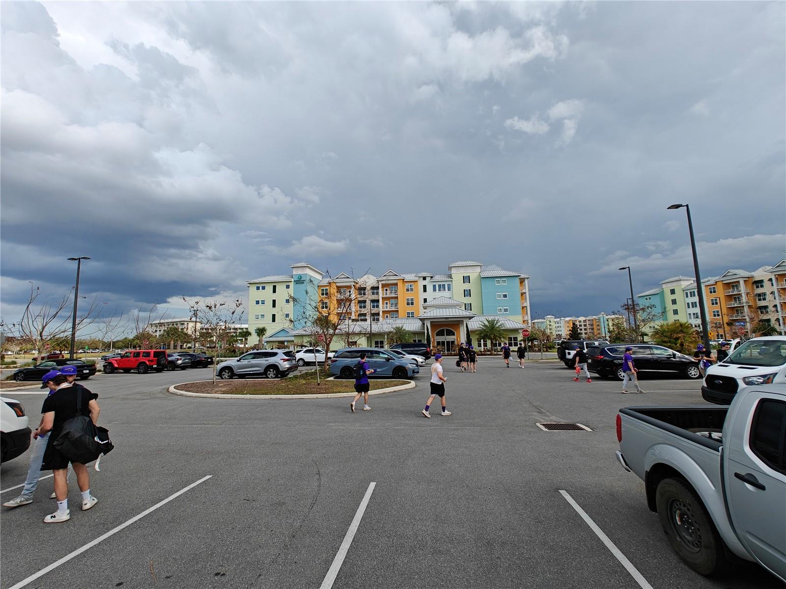 SUNSET WALK HOTEL CONDO PH 1 - Residential