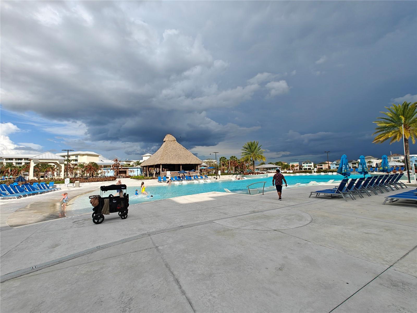 SUNSET WALK HOTEL CONDO PH 1 - Residential