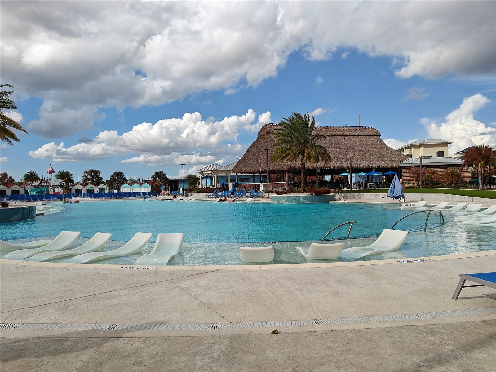 SUNSET WALK HOTEL CONDO PH 1 - Residential