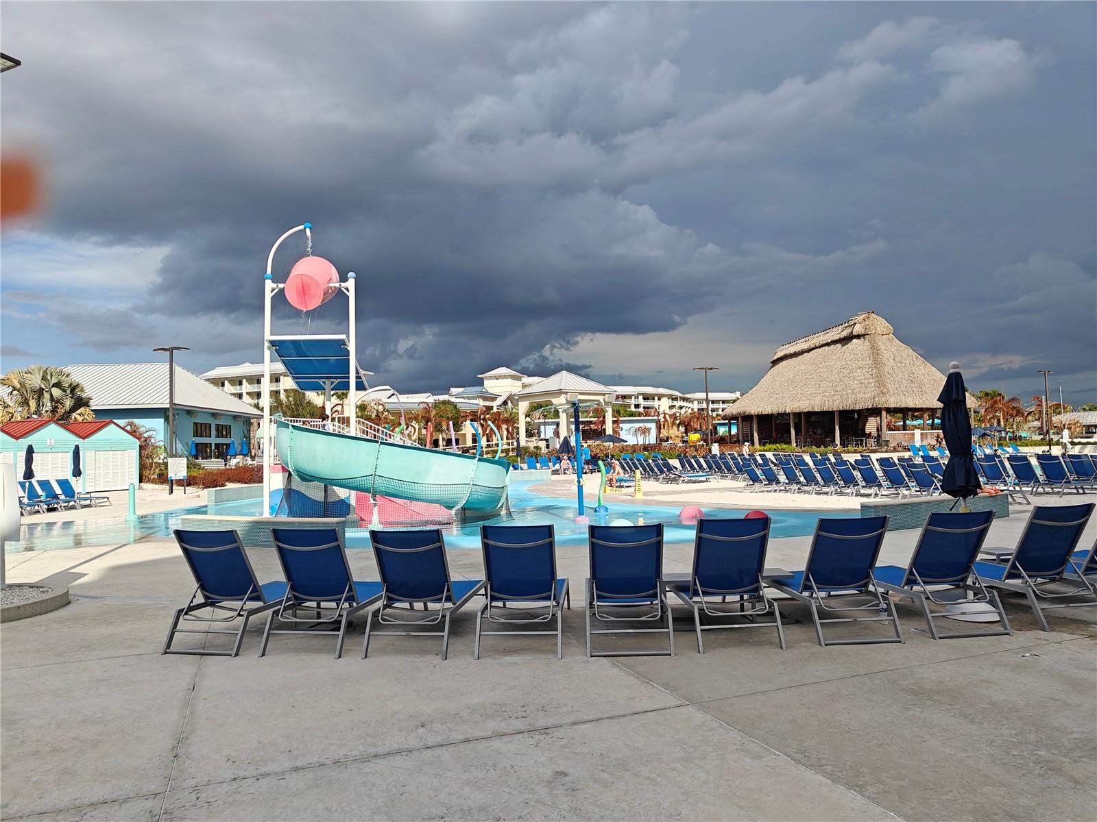 SUNSET WALK HOTEL CONDO PH 1 - Residential