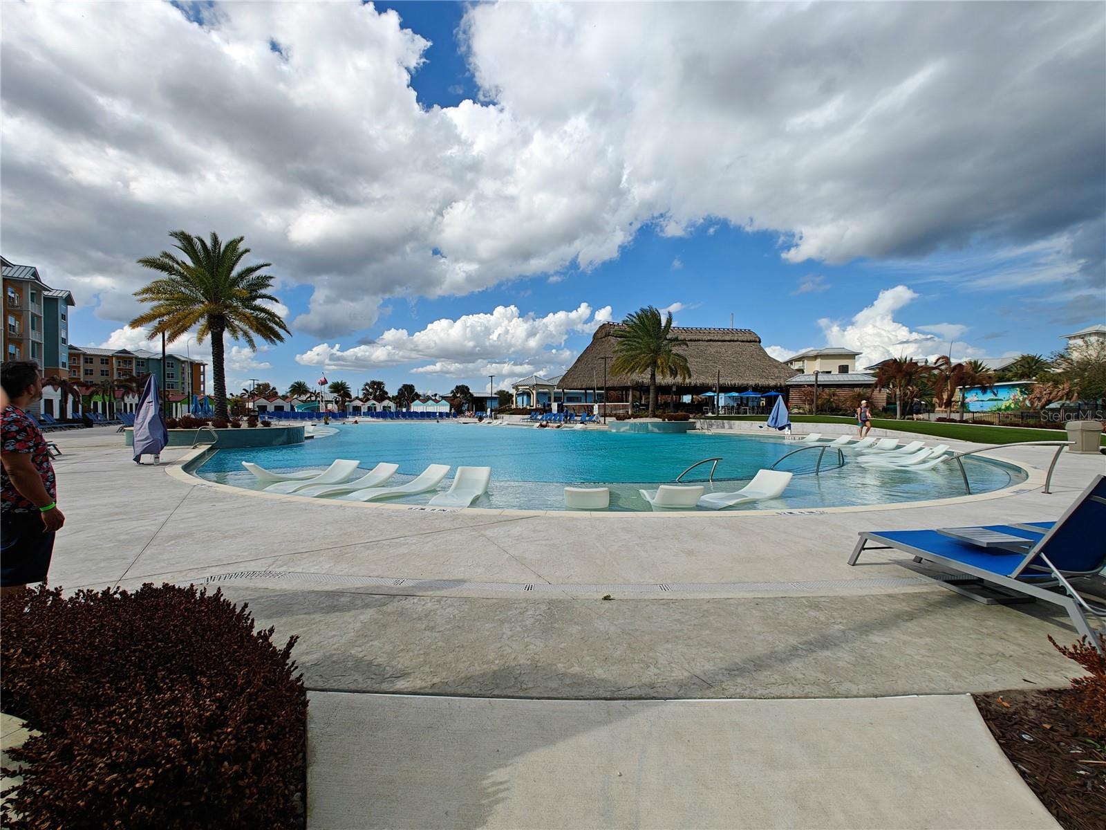 SUNSET WALK HOTEL CONDO PH 1 - Residential