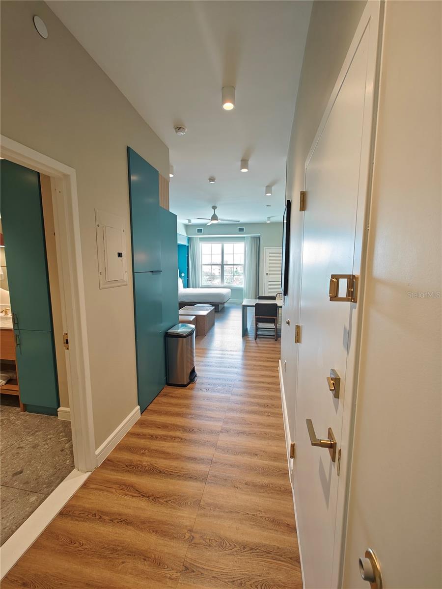 SUNSET WALK HOTEL CONDO PH 1 - Residential