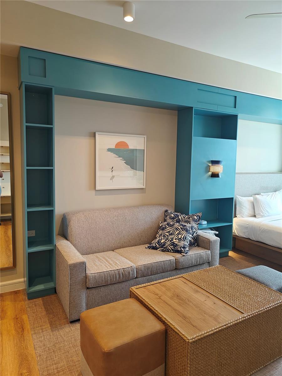 SUNSET WALK HOTEL CONDO PH 1 - Residential