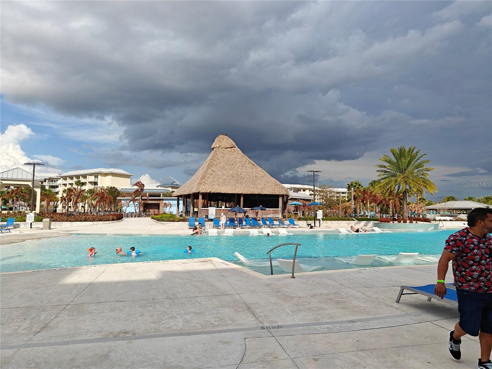 SUNSET WALK HOTEL CONDO PH 1 - Residential