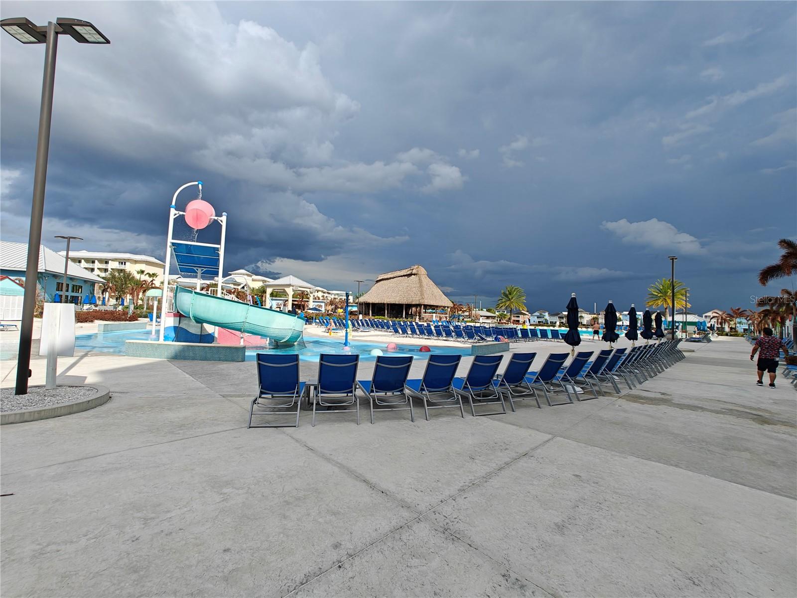 SUNSET WALK HOTEL CONDO PH 1 - Residential