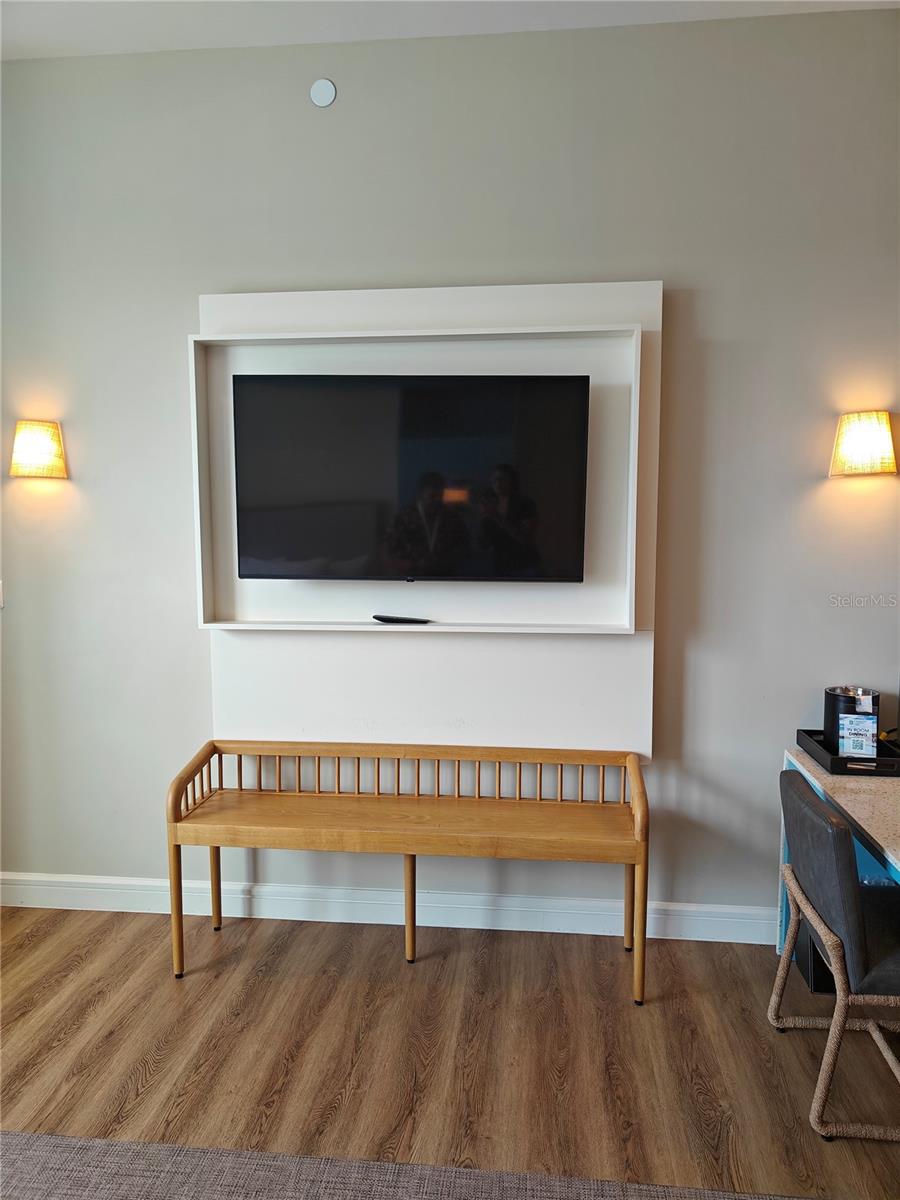 SUNSET WALK HOTEL CONDO PH 1 - Residential