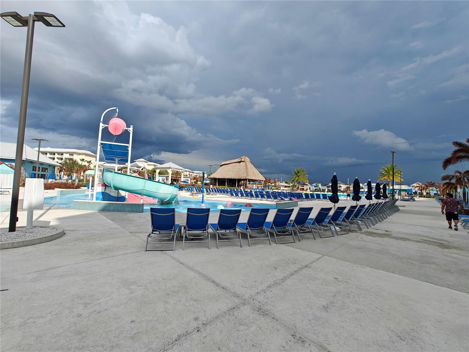 SUNSET WALK HOTEL CONDO PH 1 - Residential