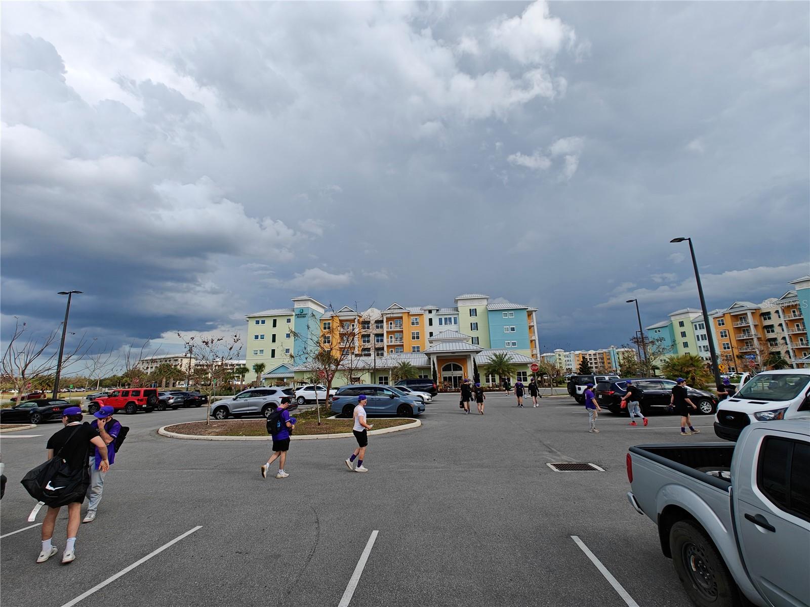 SUNSET WALK HOTEL CONDO PH 1 - Residential