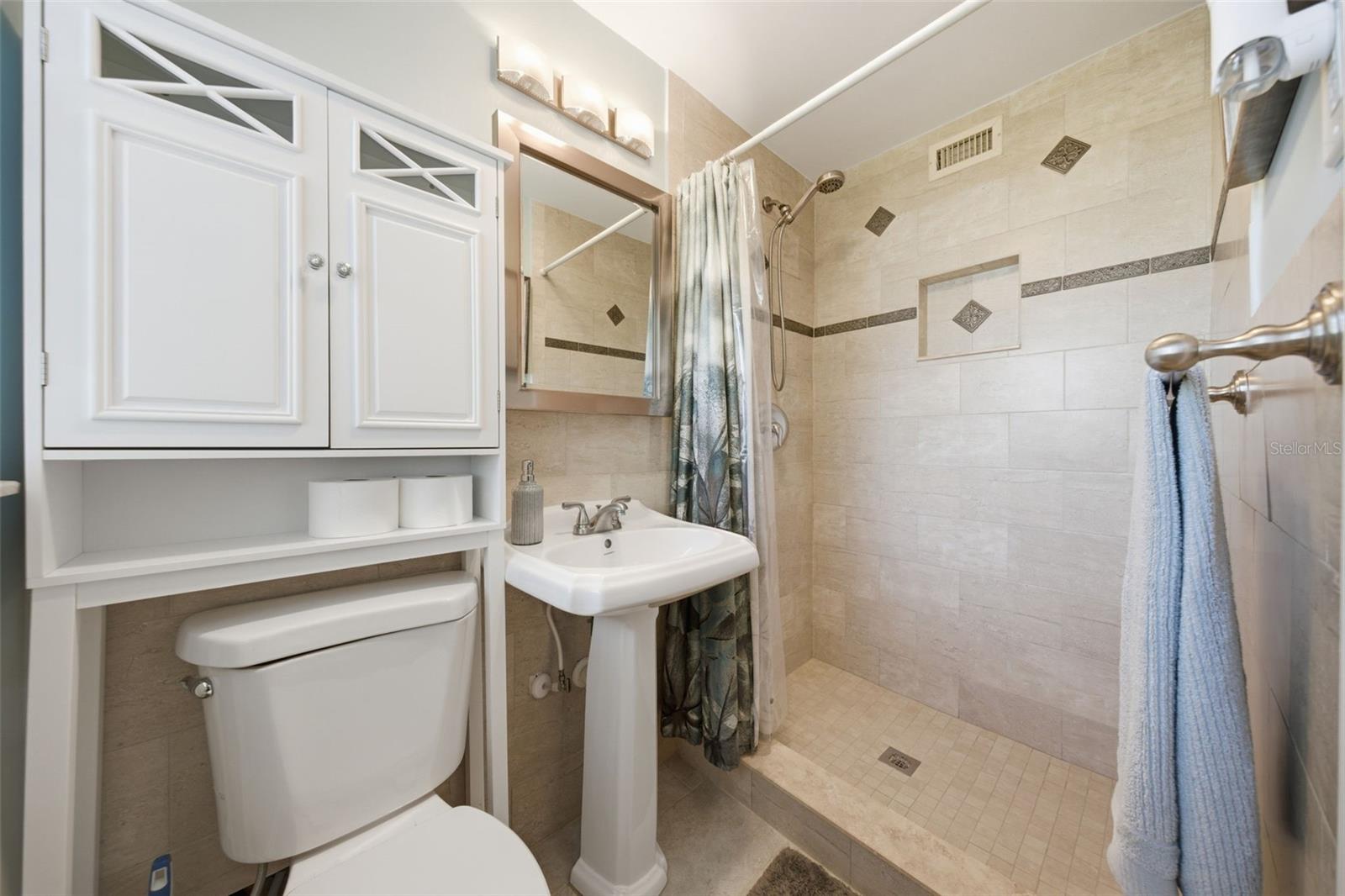 BAYBRIDGE REV - Residential