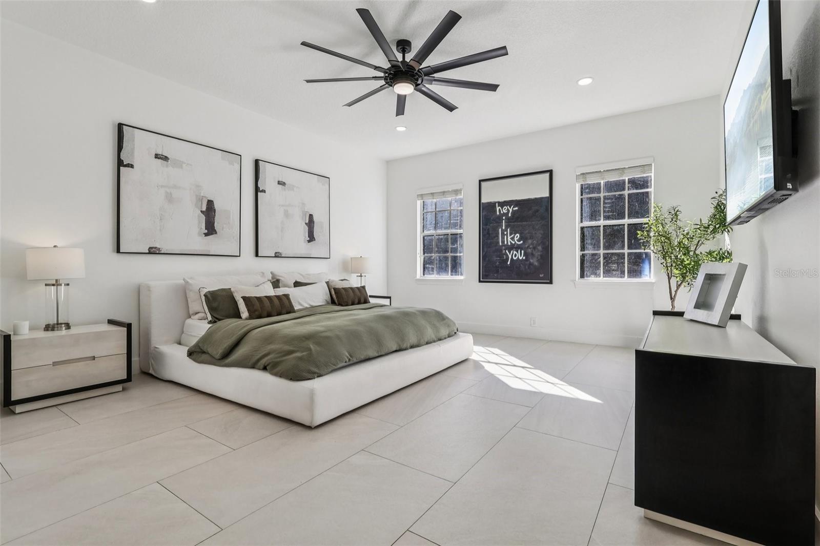 KEENES POINTE - Residential