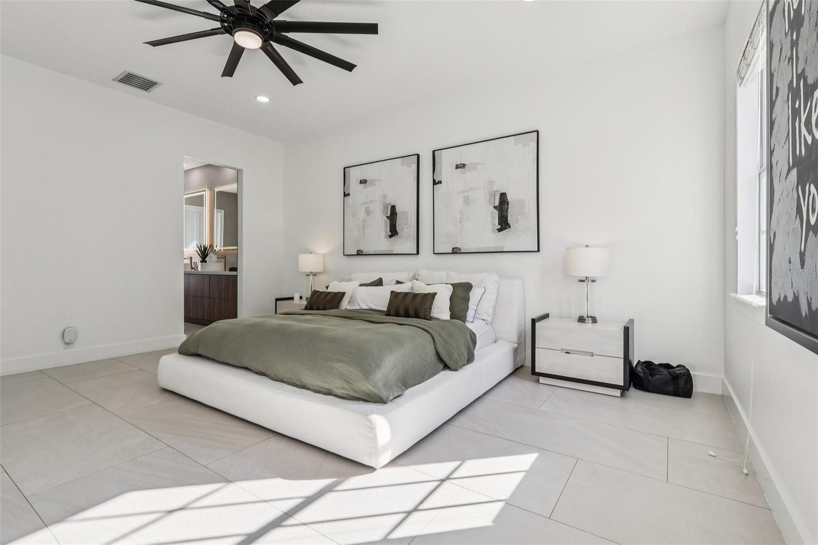 KEENES POINTE - Residential