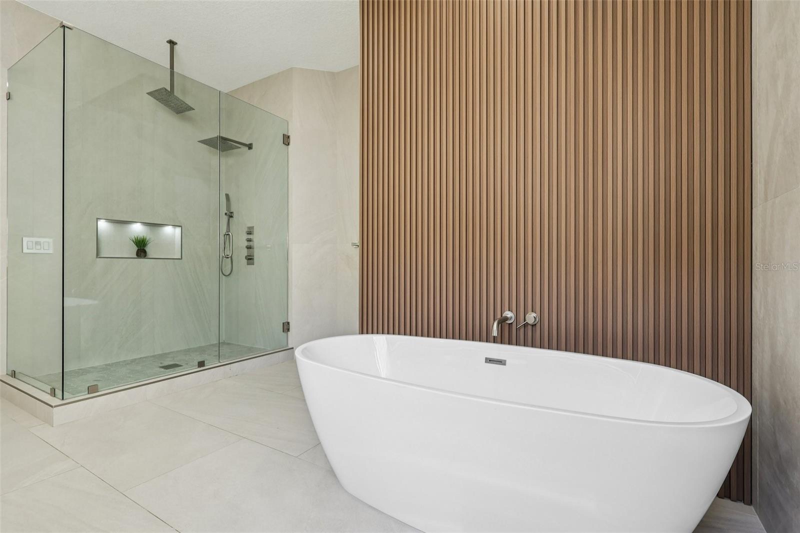 KEENES POINTE - Residential