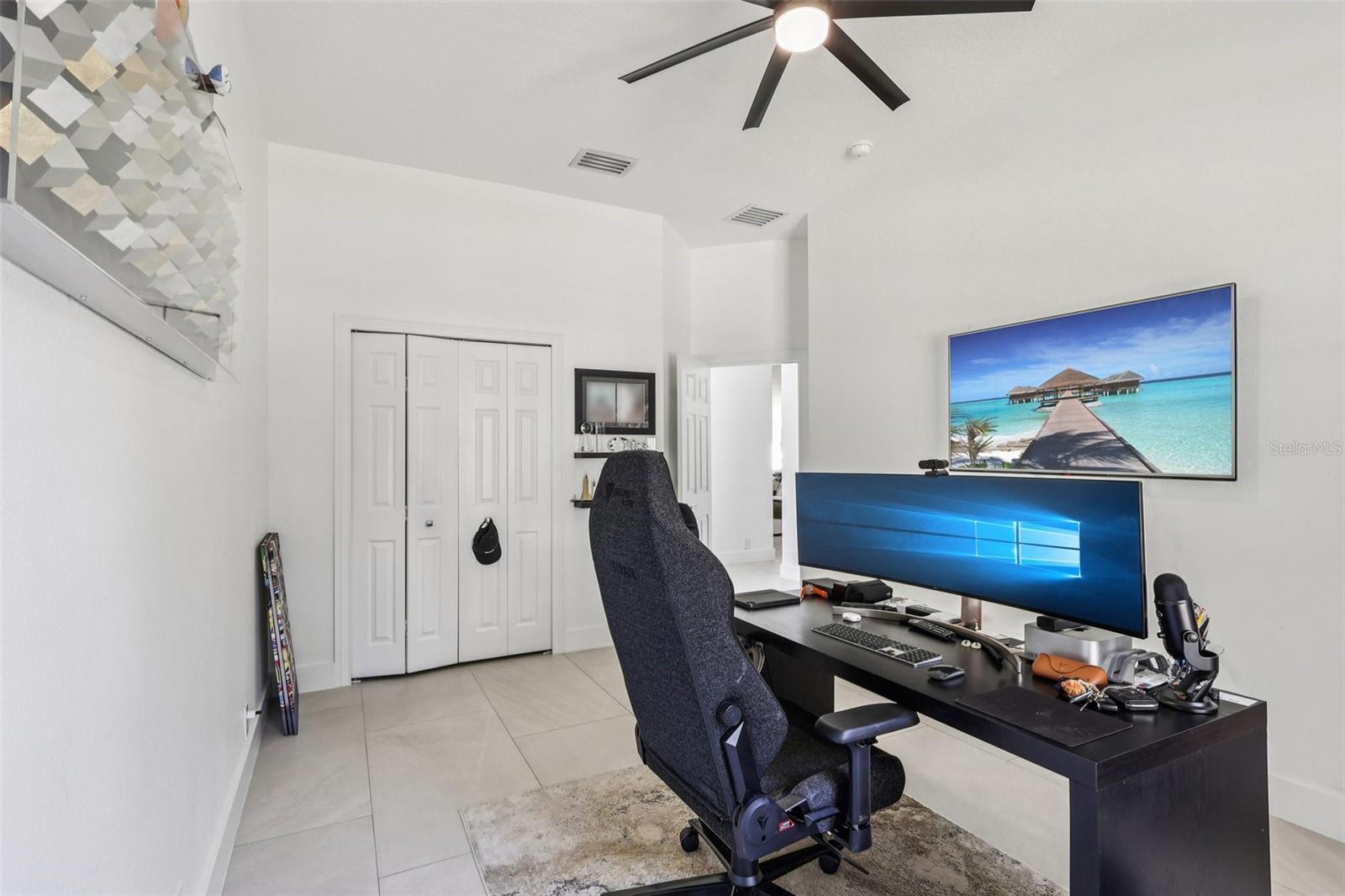 KEENES POINTE - Residential