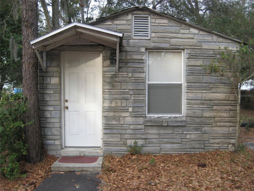 Photo of 11730 U.S. Highway 92 E, Seffner, FL 33584 (MLS # TB8492455)