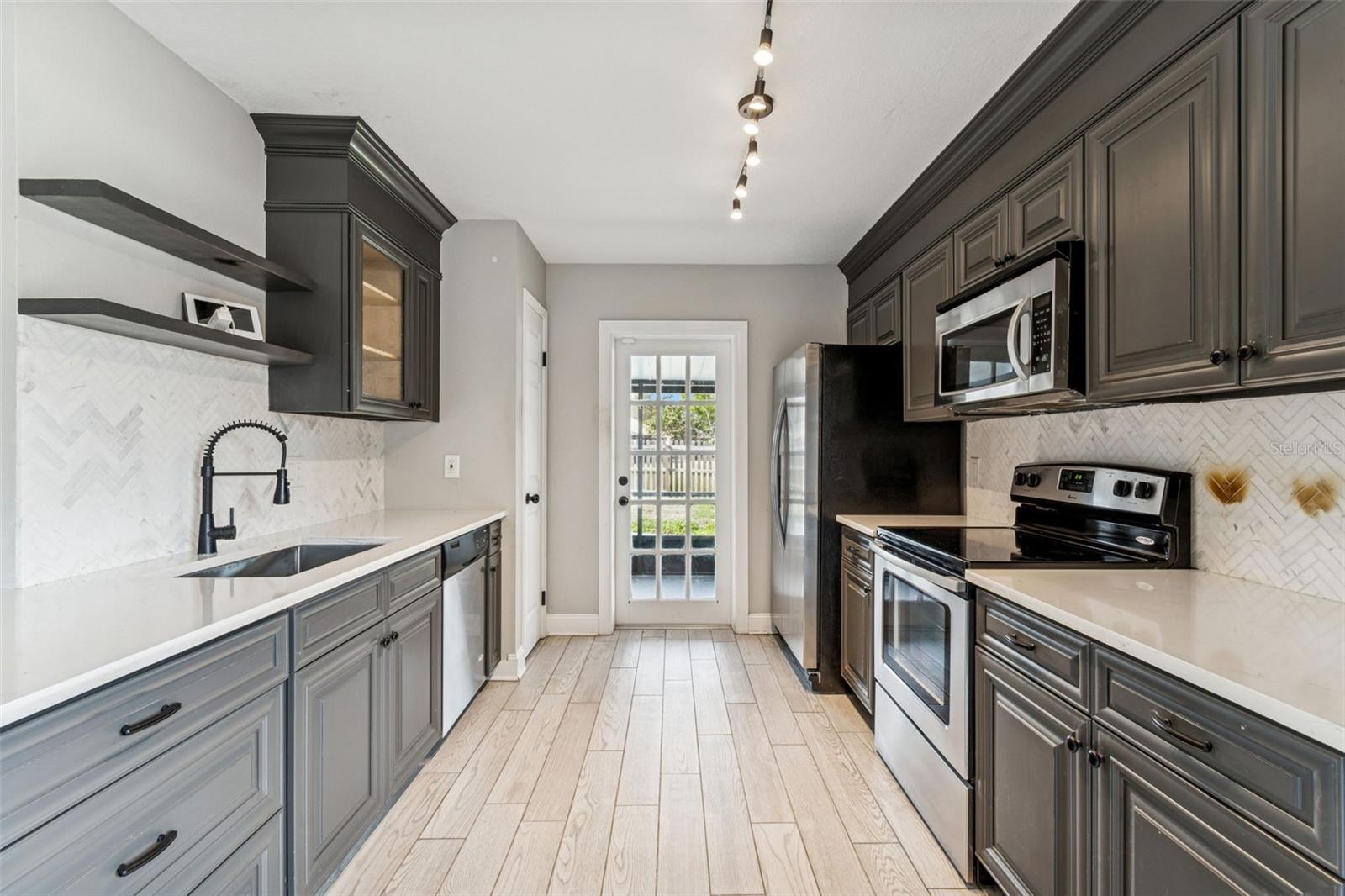 CARPENTERS RUN - Residential