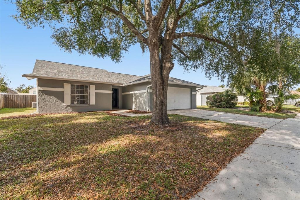 Photo of 1615 Cobbler Drive, Lutz, FL 33559 (MLS # TB8463419)
