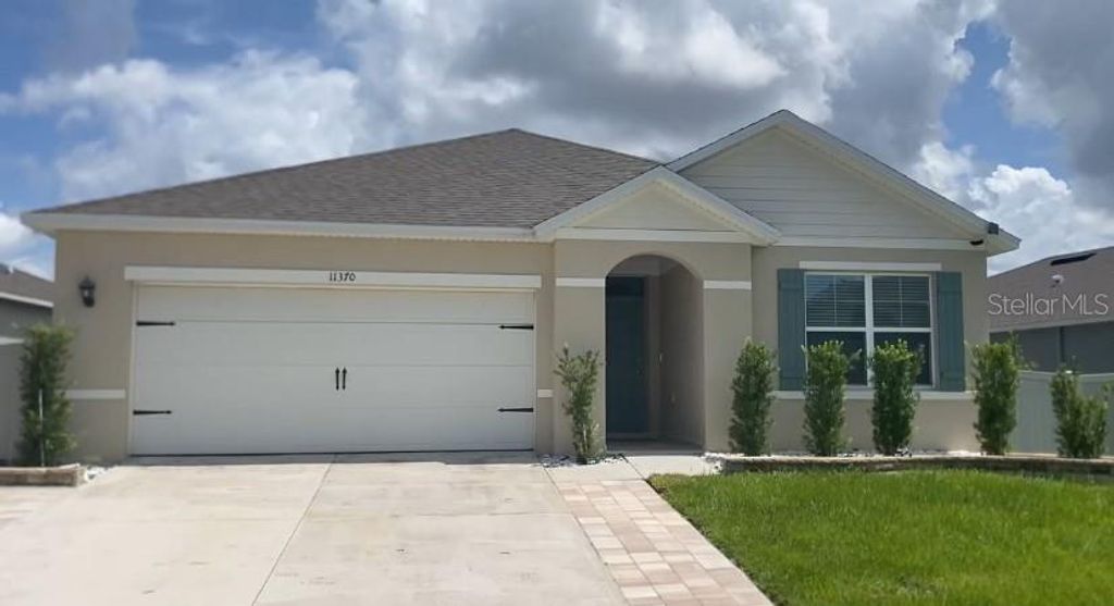 Photo of 11370 Amber Ridge Drive, Zellwood, FL 32798 (MLS # S5150538)