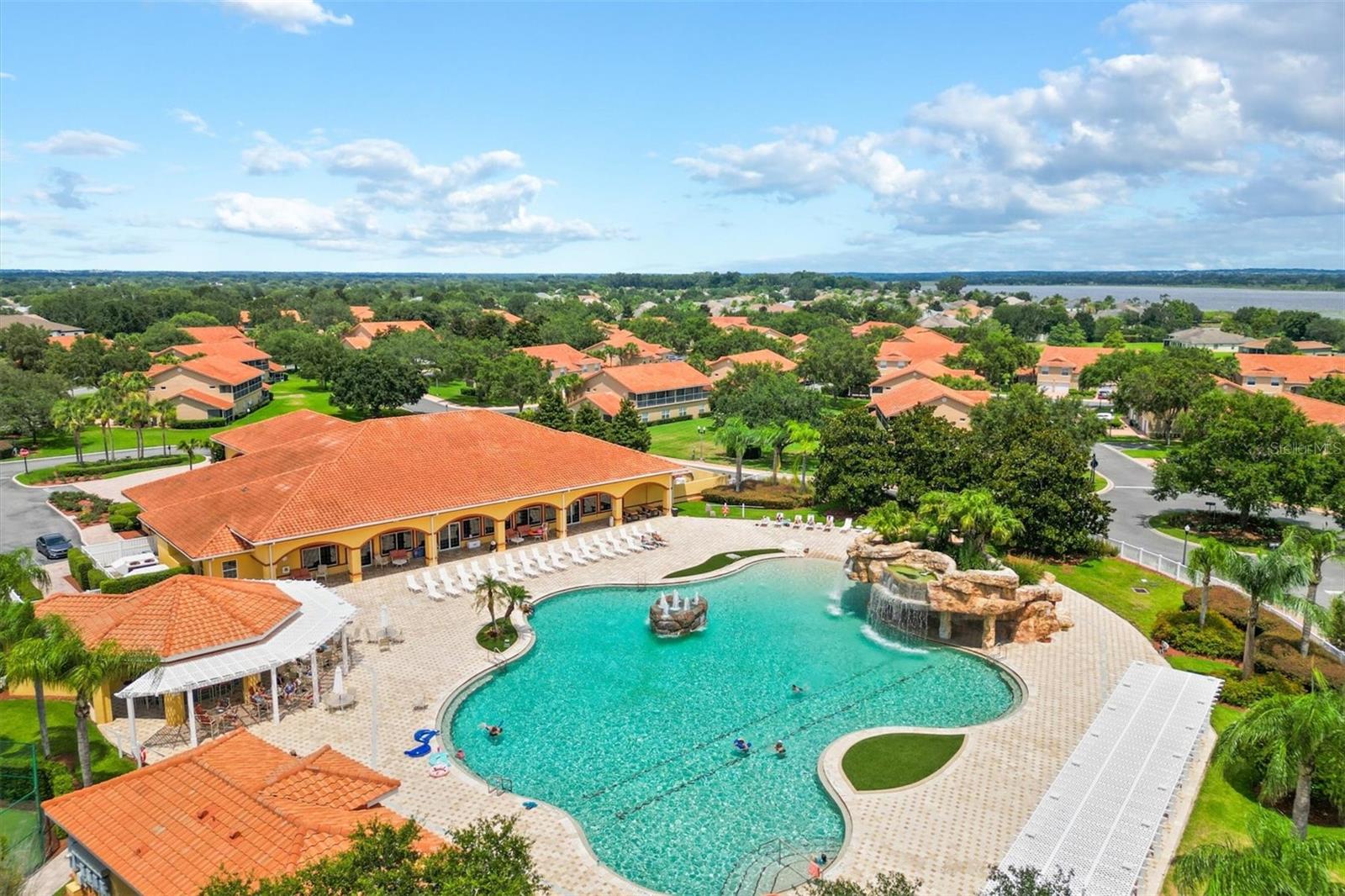 ENCLAVE/LAKESIDE LNDGS - Residential