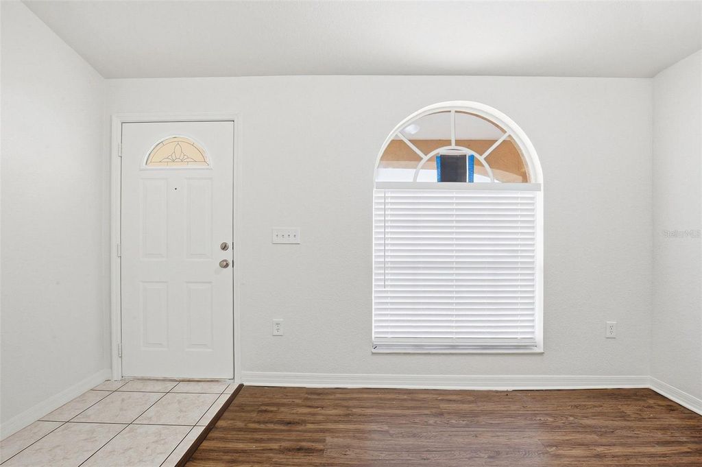 Photo of 5817 Mohr Loop, Tampa, FL 33615 (MLS # O6390145)